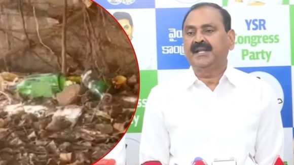 Liquor Bottle In Tirumala:  తిరుమలలో లిక్కర్ బాటిళ్లు.. ప్రభుత్వంపై భూమన ఫైర్, సీసీటీవీ ఫుటేజ్ ఏది?