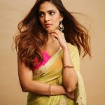 Malavika Mohanan : చిలకపచ్చ చీరలో కేక పెట్టిస్తున్న మాళవిక.. ఫ్యాన్స్ ఫిదా..