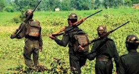 Ramagundam: రామగుండంలో 8 మంది మావోయిస్టులు లొంగుబాటు