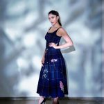 Mrunal Thakur : బ్లూ డ్రెస్ లో సింపుల్ లుక్ లో మృణాల్ ఫోటో షూట్.. క్యూట్ అంతే..