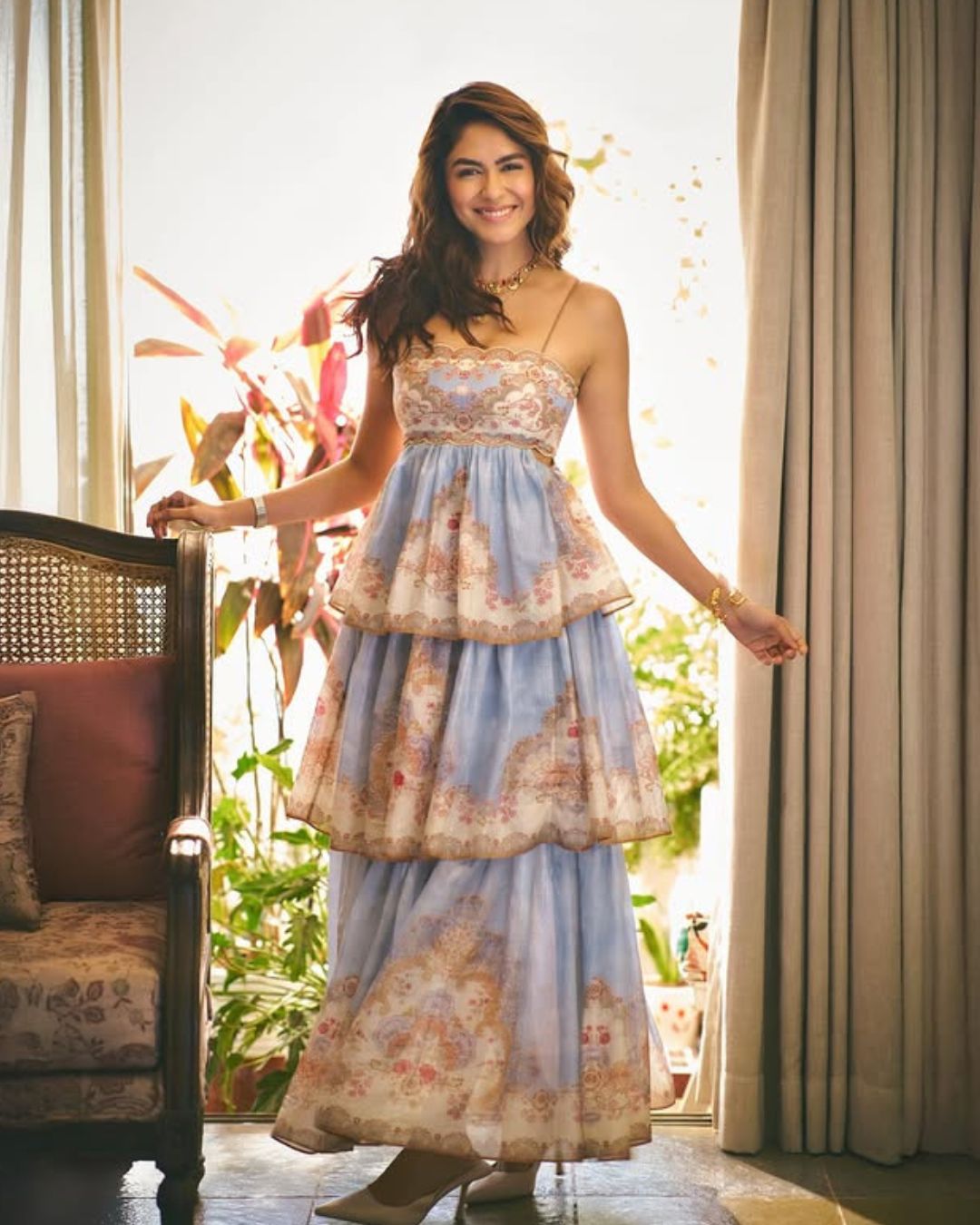 Mrunal Thakur : స్టైలిష్ లుక్ లో మతిపోగొడుతున్న మృణాల్.. చూపుతిప్పుకోవడం కష్టమే..