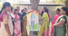 CM Revanth Reddy: సీఎం చిత్రపటానికి ట్రాన్స్ జెండర్లు పాలాభిషేకం..