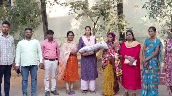 Shadnagar Baby Incident: నందిగామలో దారుణం.. సొంత బిడ్డనే అమ్మకానికి పెట్టిన తల్లి.. సీన్ కట్ చేస్తే!