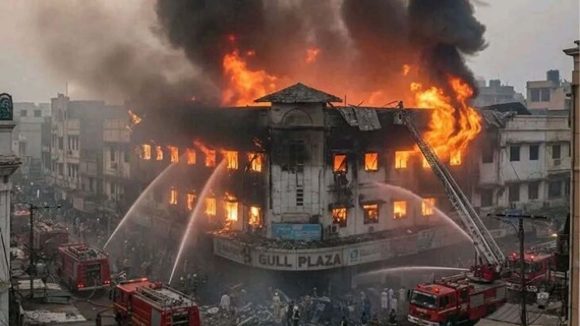 Karachi Gul Plaza Fire: ఘోరం.. కరాచీ ప్రమాదంలో 67కు చేరిన మృతుల సంఖ్య