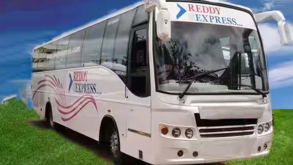 Private Travel Bus: నంద్యాల జిల్లాలో అదుపుతప్పిన ట్రావెల్ బస్సు.. స్పాట్‌లో 42 మంది!