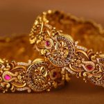 Gold rates: రికార్డులు బద్దలు కొడుతున్న బంగారం.. ట్రంప్ నిర్ణయాలతో అంతర్జాతీయ మార్కెట్ అతలాకుతలం