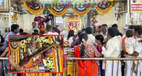 Vasant Panchami: జ్ఞాన సరస్వతి ఆలయానికి పోటెత్తిన భక్తులు.. వసంత పంచమి వేడుకలతో పులకించిన బాసర!
