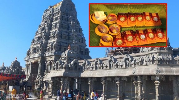 Yadadri Temple Gold Missing: యాదాద్రి ఆలయంలో బంగారం, వెండి డాలర్ల మాయం.. అసలు దొంగలు వారేనా?