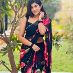 Rithu Chowdary : బ్లాక్ శారీలో రీతూ చౌదరి స్టిల్స్.. చూపులతోనే చంపేస్తుంది మావ..