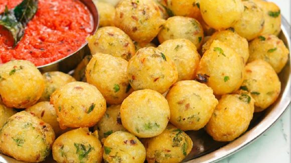 Leftover rice recipe: అన్నం మిగిలిపోతే ఇలా సాయంత్రం స్నాక్స్ వండేయండి, పకోడీల కన్నా టేస్టీ