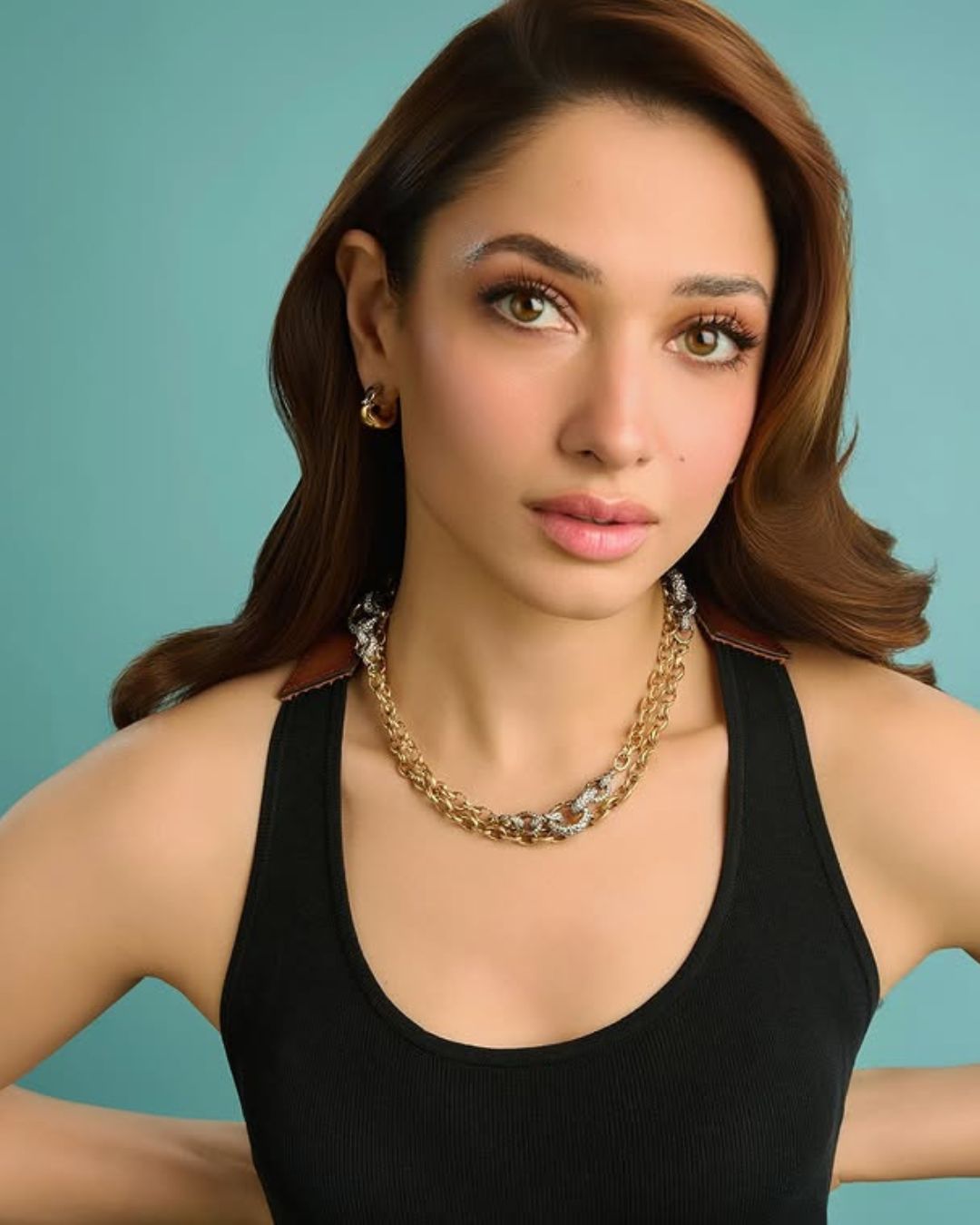 Tamannah Bhatia : చూపులతోనే చంపేస్తున్న మిల్క్ బ్యూటీ.. ఎంత అందంగా ఉందో..