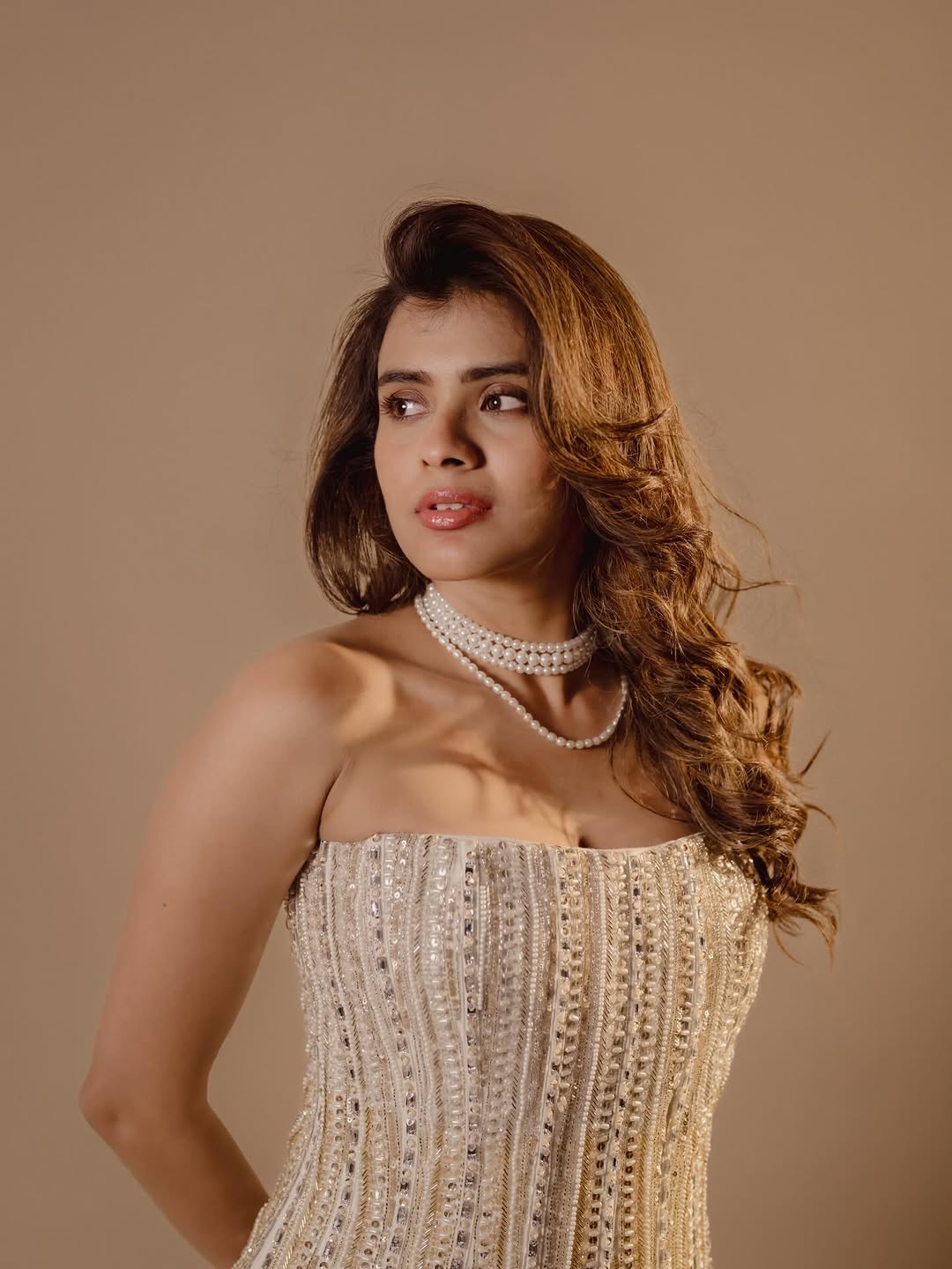 Actress hebah patel Photo Gallery