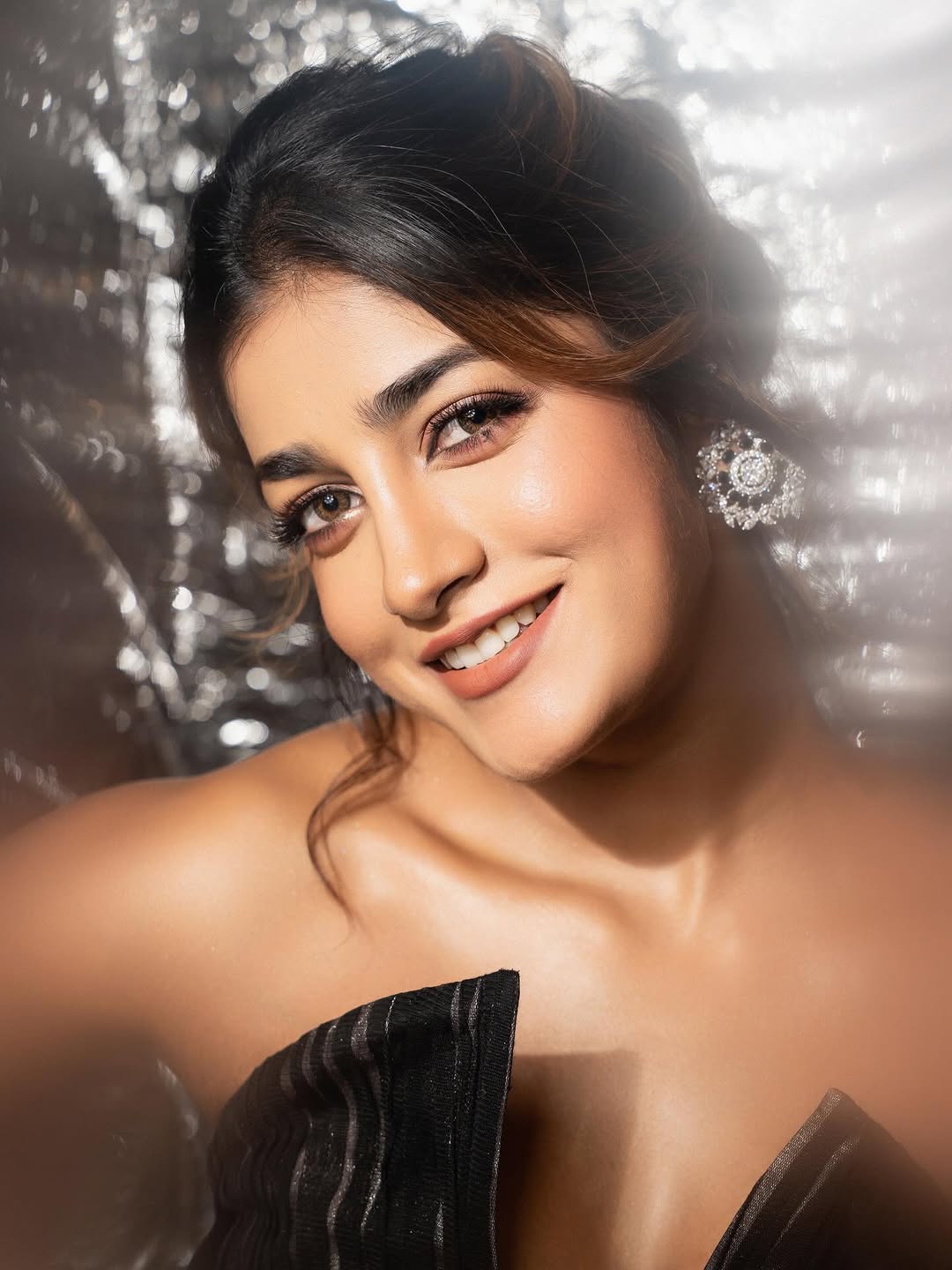 Actress Dimple Hayathi Photo Gallery