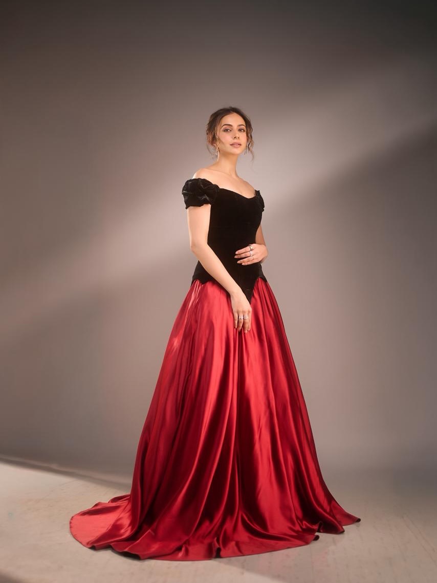 Actress Rakul Preet Singh Photo Gallery