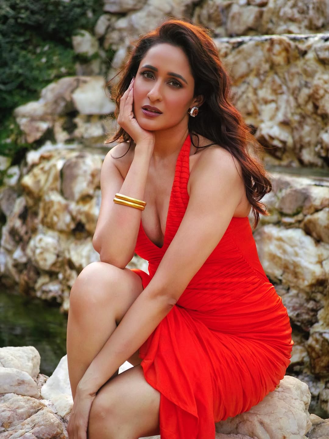 Actress Pragya Jaiswal Photo Gallery