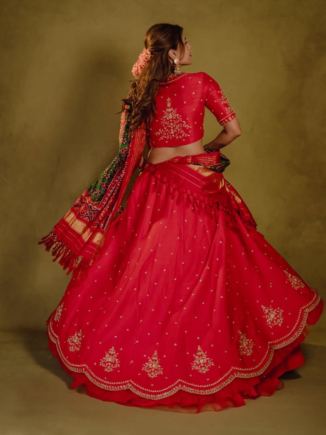 Actress hebah patel Photo Gallery
