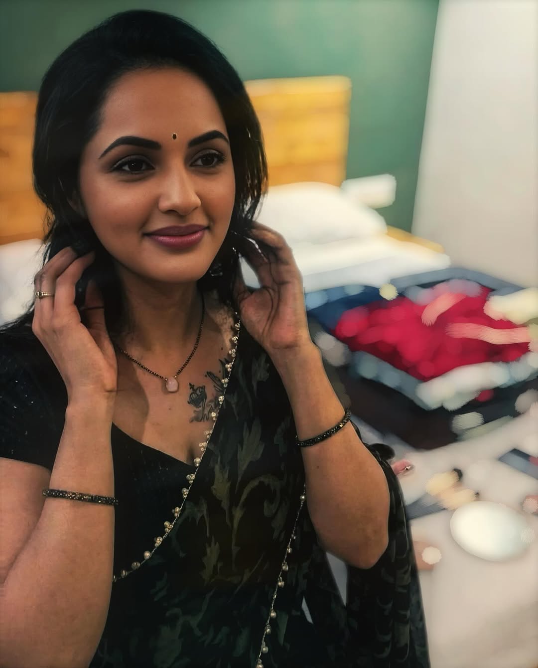 Actress Jyoti Poorvaj Photo Gallery