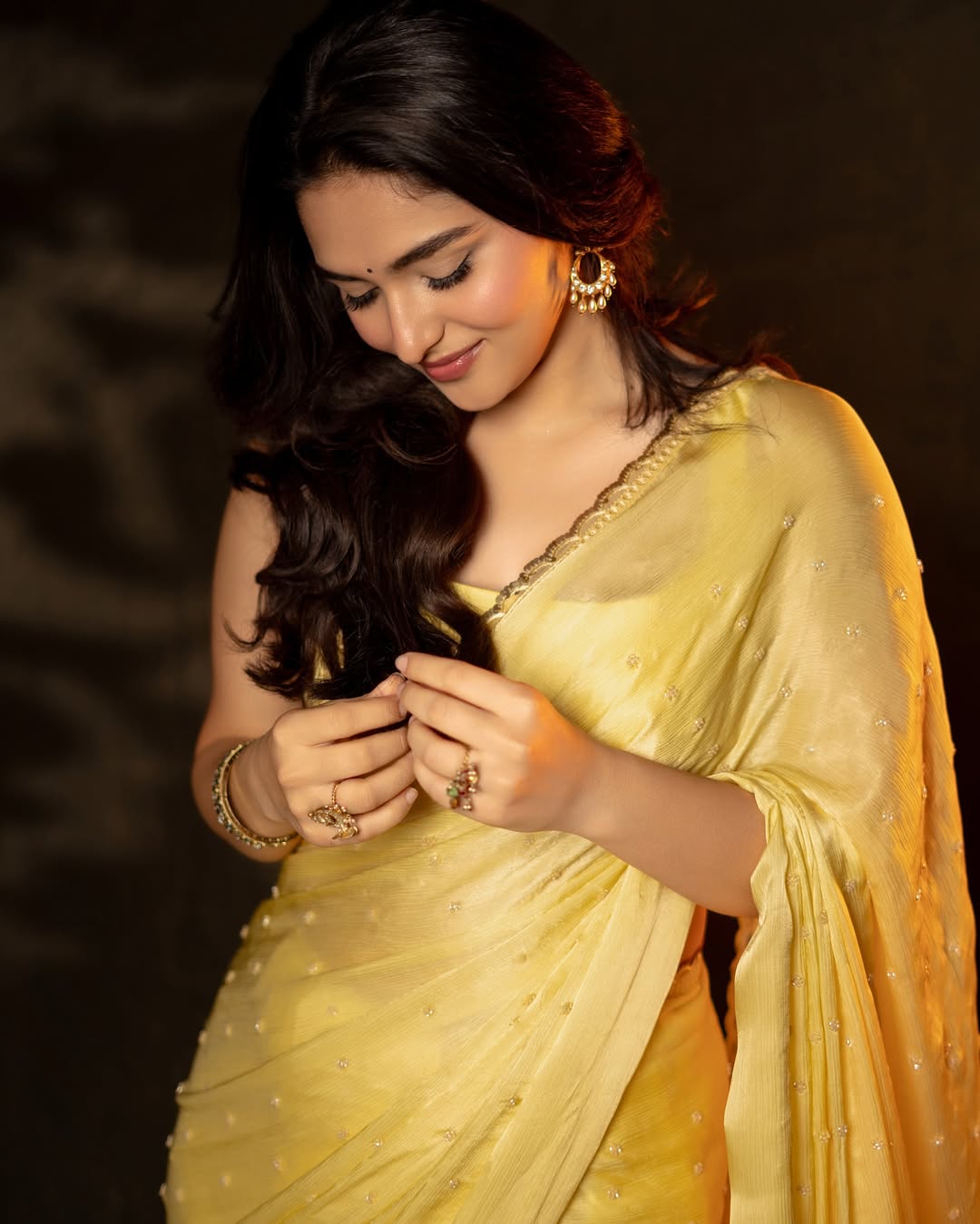 Actress Kayadu Lohar Photo Gallery