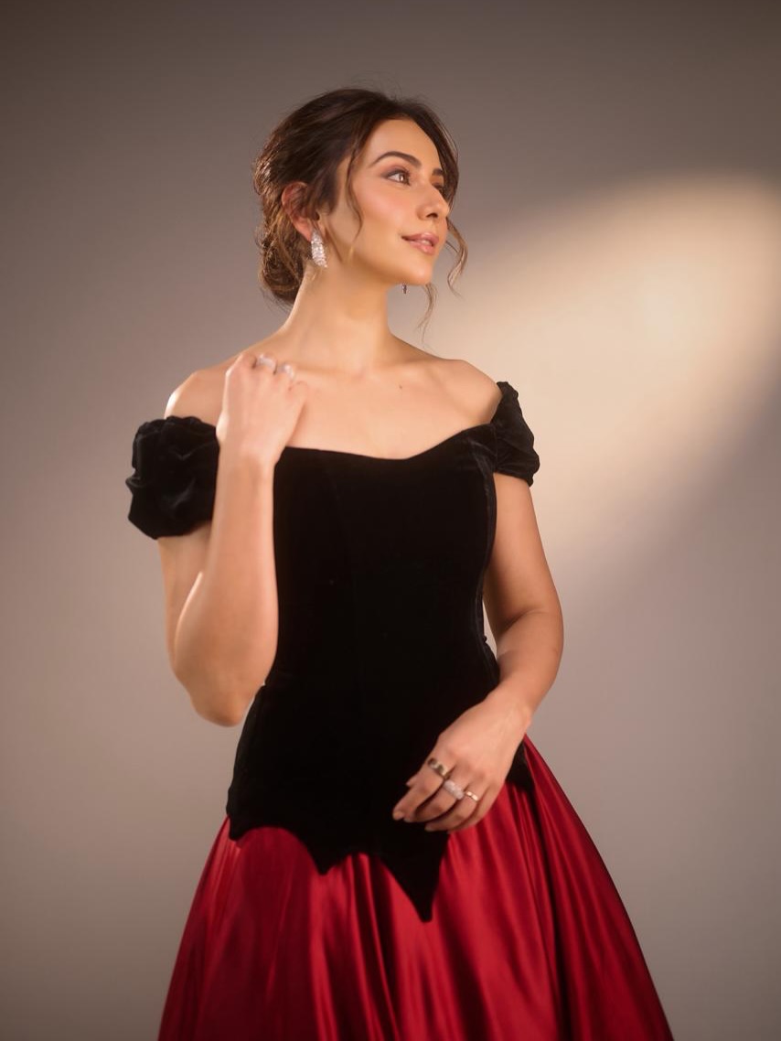 Actress Rakul Preet Singh Photo Gallery