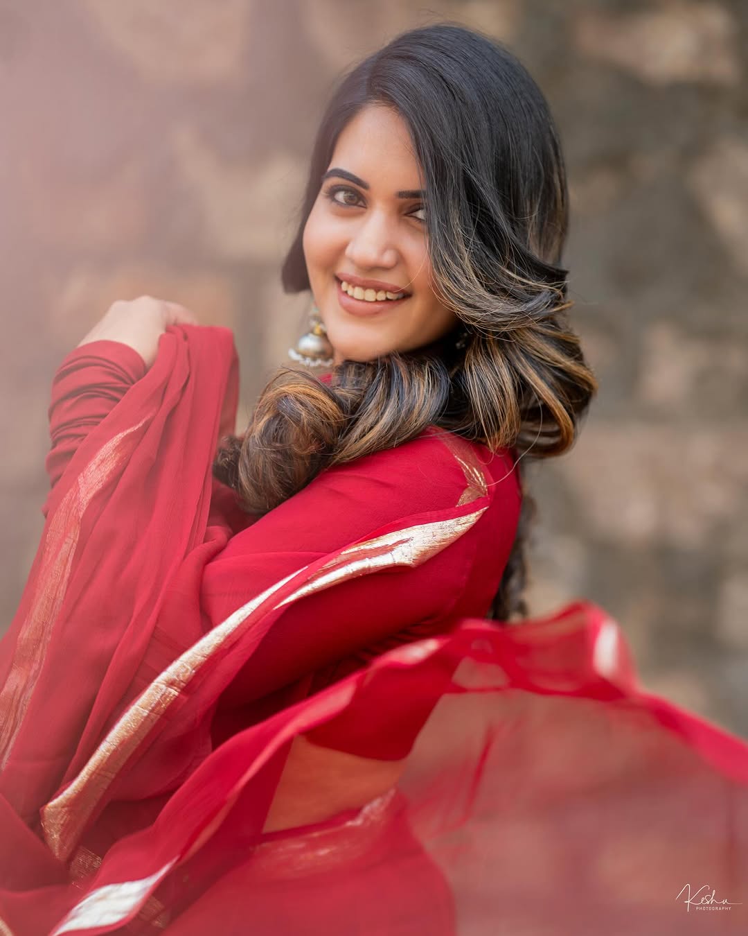 Actress Sravanthi Chokarapu Photo Gallery