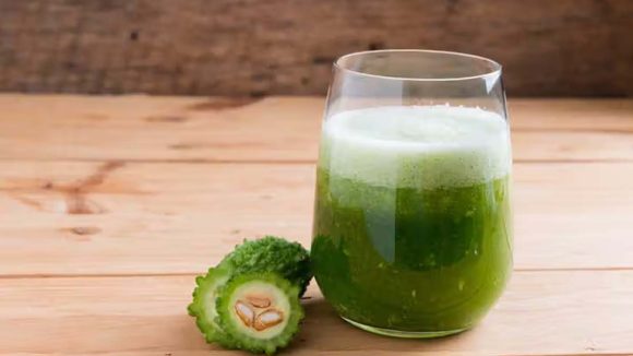 Karela Juice: డయాబెటిస్ తగ్గుతుంది కానీ.. కిడ్నీలపై కాకరకాయ ప్రభావం ఇదే !