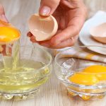 Egg: ఎగ్ వైట్ మాత్రమే తింటున్నారా? అయితే మీరు తీవ్రమైన పొరపాటు చేస్తున్నట్లే!