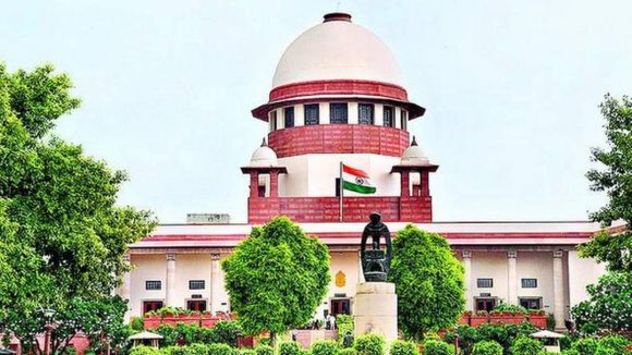 Supreme Court: కొంప ముంచుతున్న ఉచిత పథకాలు.. ఇదే కొనసాగితే కష్టమంటున్న సుప్రీంకోర్టు