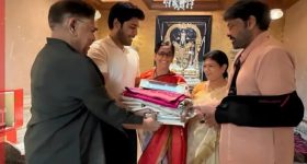Allu Sirish: అల్లు శిరీష్ పెళ్ళి శుభలేఖ... మొదటి ఆహ్వాన పత్రిక అందుకున్న చిరంజీవి!
