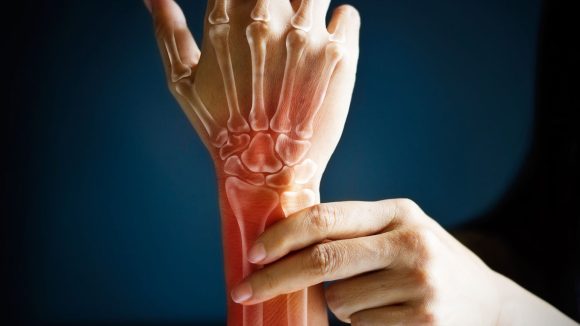 Bone Health: వయస్సు పెరిగినా ఎముకలు బలంగా ఉండాలా ? అయితే ఈ టిప్స్ మీకోసమే