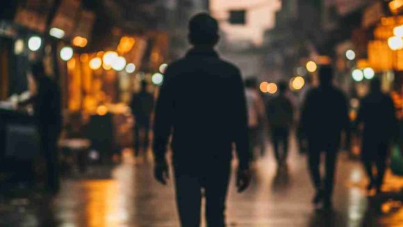 Delhi: ఢిల్లీలో కొత్త టెన్షన్.. రోజుకు 54 మంది, పోలీసులకు చెమటలు