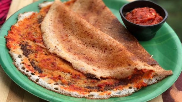 Garlic Karam Dosa: నోరూరించే వెల్లుల్లి కారం దోశె రెసిపీ, కొబ్బరిచట్నీతో తింటే స్వర్గం కనిపిస్తుంది
