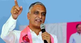 Harish Rao: హార్వర్డ్‌లో సీఎం కాస్ట్లీ చదువు..  గురుకుల విద్యార్థులకు పాము కాట్లు, హరీష్ రావు సంచలన వ్యాఖ్యలు