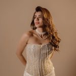 Hebah Patel: టాప్ అందాలతో చెమటలు పట్టిస్తున్న హెబ్బా పటేల్!