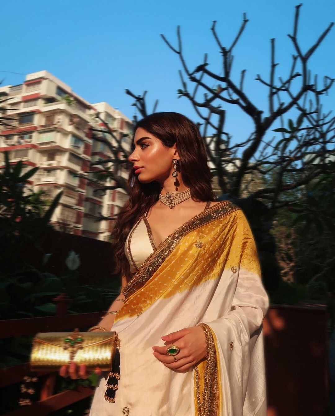 Khushi Kapoor: చీర కట్టులో అందాలు ఆరబోస్తున్న ఖుషీ కపూర్!