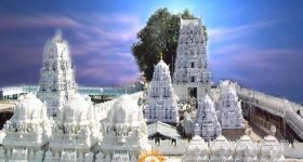 Vemulawada Temple: వేములవాడ టెంపుల్‌లో ఘోర అపచారం.. చెత్తబండి పాలైన స్వామివారి ప్రసాదం