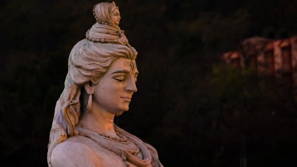 Maha Shivratri: శివుడిని ఏ పువ్వులతో పూజించాలి? ఏ పువ్వులను వాడకూడదు?