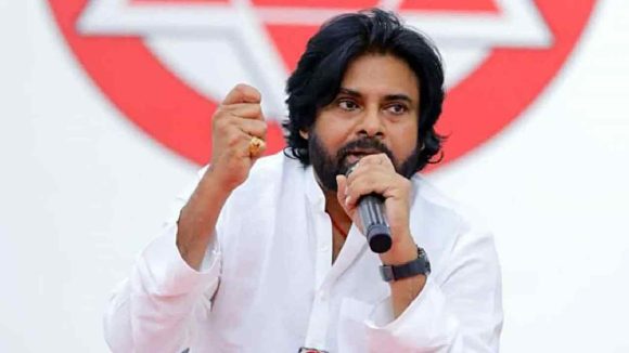 Pawan Kalyan: ఆ కుటుంబానికి ప్రతి నెల రూ.12,000 పంపిస్తున్న పవన్ కళ్యాణ్.. నిర్మాత బయటపెట్టిన షాకింగ్ విషయం..!