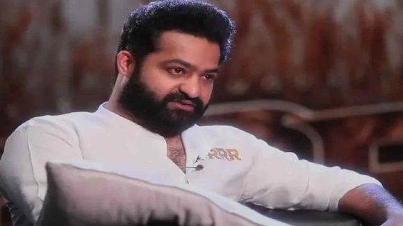 Jr NTR: జూ.ఎన్టీఆర్ సినిమా వల్ల ఆగిపోయిన 5 భారీ బాలీవుడ్ సినిమాలు.. ఇదేం ట్విస్ట్ రా బాబు!