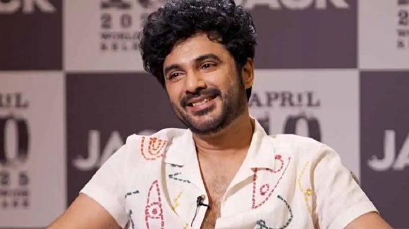 Siddhu Jonalgadda: సిద్దు జొన్నలగడ్డ నెక్స్ట్ సినిమా కథ ఇదే.. టైటిల్ కూడా కాస్త కొత్తగా..!