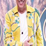 Star Hero: పుట్టినరోజున తల్లి పాదాలు కడిగి నీళ్లు తాగిన స్టార్ హీరో