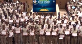 Police Rewards: పోలీసుల సేవలకు సజ్జనర్ పురస్కారం.. 1,446 మంది సిబ్బందికి రివార్డుల ప్రదానం!