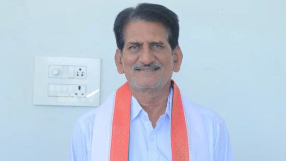 Raghavender Reddy: ఊరికి కరెంట్, రోడ్లు, 60 ఇల్లులు ఇచ్చారు..! సార్ ఎంత మంచివారంటే.. గ్రామస్తులు ఎమోషనల్