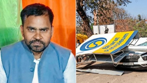 Crime News: యమపాశమైన విద్యుత్ స్తంభం.. 400 కేజీల పోల్ పడి సమాజ్‌వాదీ పార్టీ నేత మృతి
