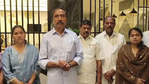 Sanjay Kumar: జగిత్యాల చైర్‌పర్సన్ రేసులో ఆ ఇద్దరు! ఎమ్మెల్యే సంజయ్ ప్రతిపాదన వెనుక అసలు కథ ఇదే!
