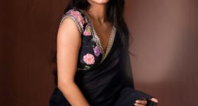 Shivani Nagaram: పండుగ వేళ క్యూట్ గా ఆకట్టుకుంటున్న లిటిల్ హార్ట్స్ బ్యూటీ!
