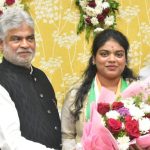 Gaddam Ananya: వికారాబాద్ మున్సిపల్ చైర్ పర్సన్‌గా స్పీకర్ కుమార్తె, పదవీ బాధ్యతలు స్వీకరించిన గడ్డం అనన్య