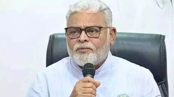 Ambati Rambabu: దేవుడిని అడ్డం పెట్టుకుని రాజకీయం.. వెంకన్న కోపాగ్నికి చంద్రబాబు బలికాక తప్పదు!