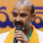 Bandi Sanjay: బీజేపీ అధికారంలోకి రాగానే భాగ్యలక్ష్మి ఆలయాన్ని స్వర్ణదేవాలయం వలే  నిర్మిస్తాం: బండి సంజయ్