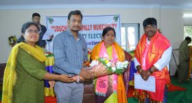 Gaddam Ananya: వికారాబాద్ మున్సిపల్ చైర్ పర్సన్‌గా స్పీకర్ కుమార్తె, పదవీ బాధ్యతలు స్వీకరించిన గడ్డం అనన్య