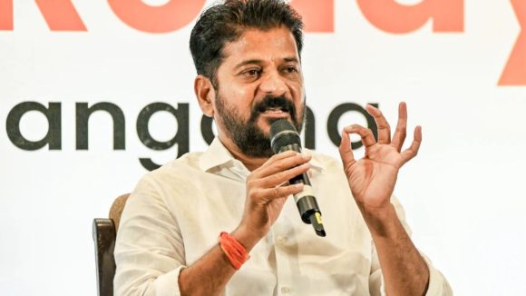Congress : సీఎం రేవంత్ మదిలో కొత్త ప్లాన్.. ప్రజల్లోకి మంత్రులు, ఎమ్మెల్యేలు!